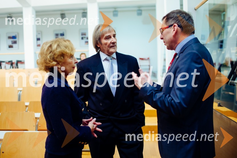  Tanja Radonjič; prof. dr. Dušan Radonjič, Ekonomsko - poslovna fakulteta v Mariboru, Univerza v Mariboru;  ... Ob Rektorjevem dnevu podelili priznanja in nagrade Univerze v Mariboru