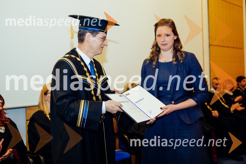 prof. dr. Zdravko Kačič, rektor Univerze v Mariboru;  Katja Plesnik, Fakulteta za logistiko, Univerza v MariboruOb Rektorjevem dnevu podelili priznanja in nagrade Univerze v Mariboru