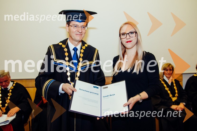 prof. dr. Zdravko Kačič, rektor Univerze v Mariboru;  Sandra Burja, Medicinska fakulteta, Univerza v MariboruOb Rektorjevem dnevu podelili priznanja in nagrade Univerze v Mariboru