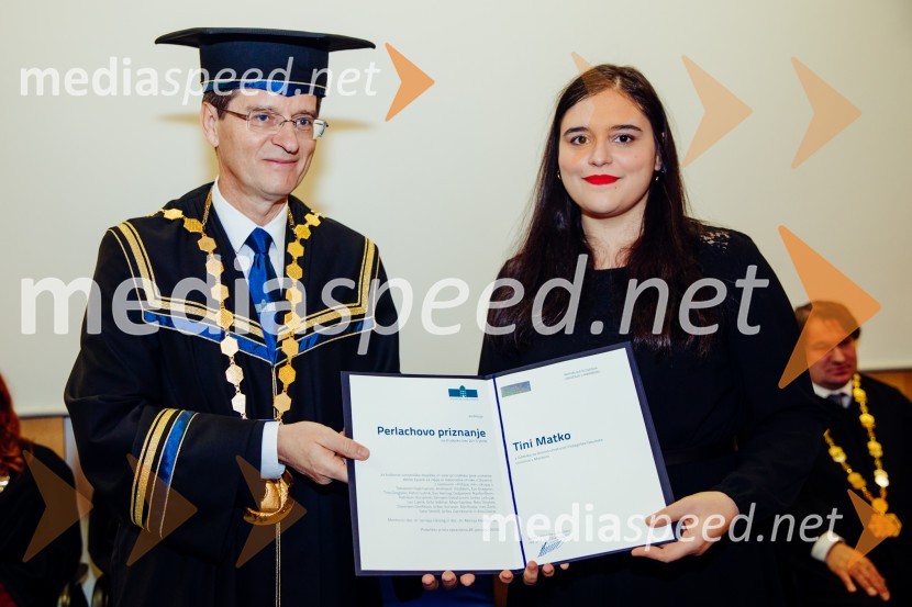 prof. dr. Zdravko Kačič, rektor Univerze v Mariboru;  Tina Matko, Oddelek za likovno umetnost Pedagoške fakultete, Univerza v MariboruOb Rektorjevem dnevu podelili priznanja in nagrade Univerze v Mariboru