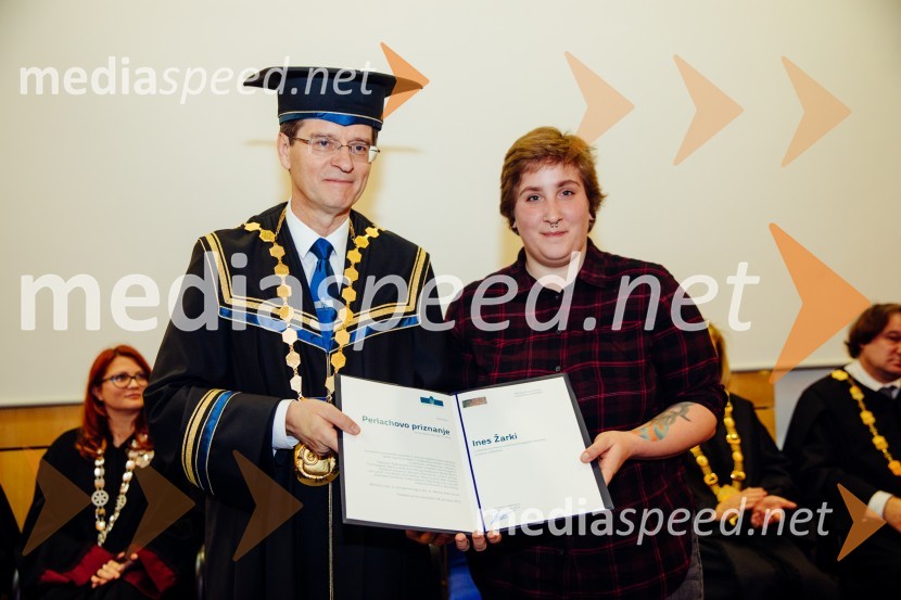 prof. dr. Zdravko Kačič, rektor Univerze v Mariboru;  Ines Žarki, Oddelek za likovno umetnost Pedagoške fakultete, Univerza v MariboruOb Rektorjevem dnevu podelili priznanja in nagrade Univerze v Mariboru
