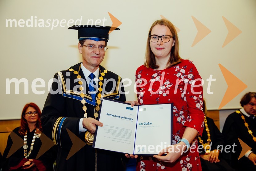 prof. dr. Zdravko Kačič, rektor Univerze v Mariboru;  Ana Glažar, Pedagoška fakulteta, Univerza v MariboruOb Rektorjevem dnevu podelili priznanja in nagrade Univerze v Mariboru