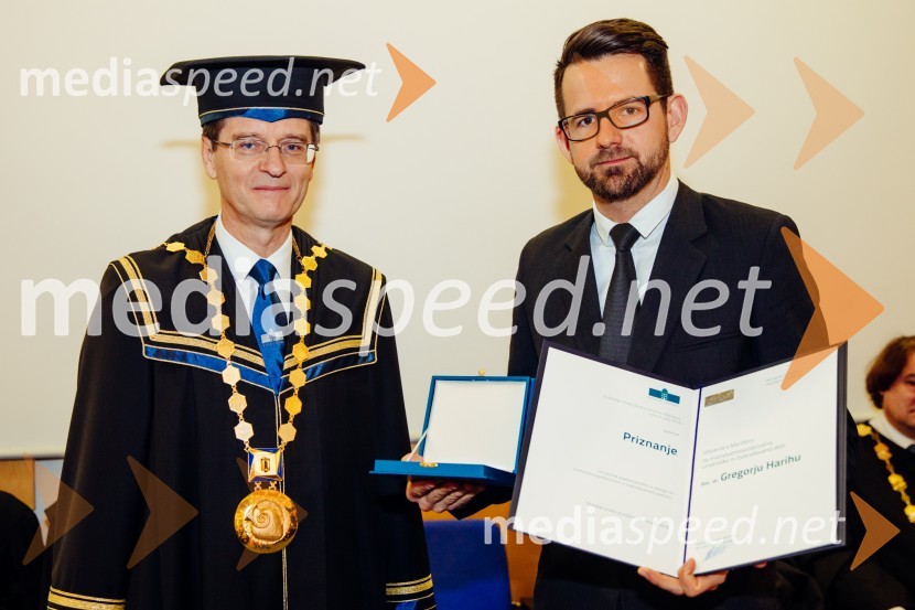 prof. dr. Zdravko Kačič, rektor Univerze v Mariboru; doc. dr. Gregor Harih, Univerza v MariboruOb Rektorjevem dnevu podelili priznanja in nagrade Univerze v Mariboru