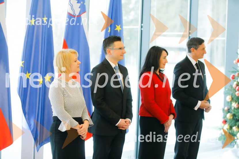  Barbara Iskra Šarec;  Marjan  Šarec, predsednik Vlade Republike Slovenije;  Tanja Pečar, odvetnica;  Borut Pahor, predsednik Republike SlovenijePahor in Šarec gostila diplomatski zbor