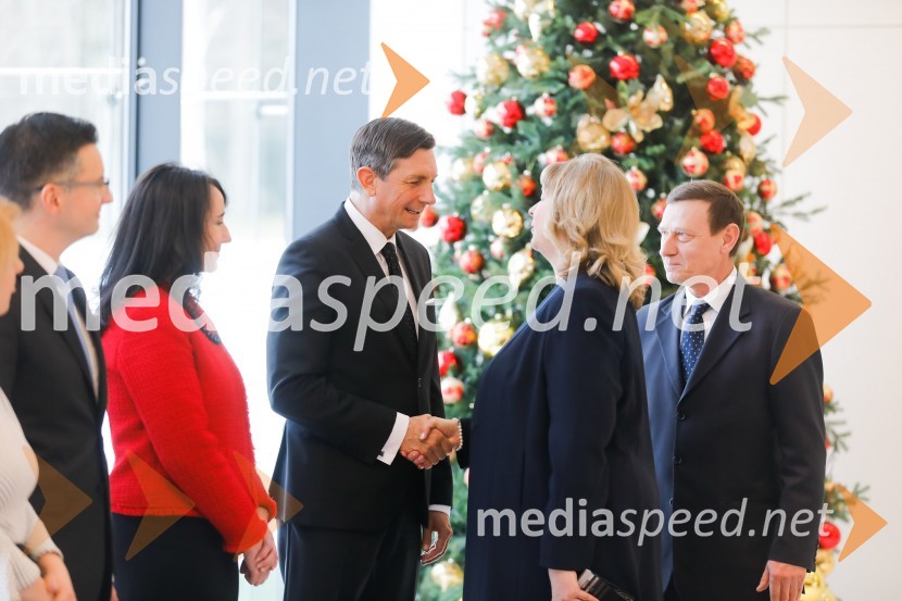  Tanja Pečar, odvetnica;  Borut Pahor, predsednik Republike Slovenije;  ... ;  ... Pahor in Šarec gostila diplomatski zbor