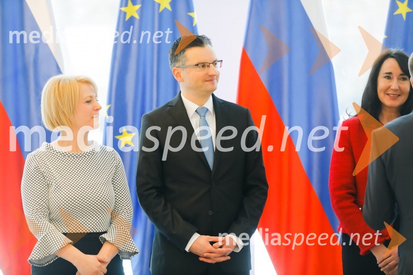  Barbara Iskra Šarec;  Marjan  Šarec, predsednik Vlade Republike Slovenije;  Tanja Pečar, odvetnicaPahor in Šarec gostila diplomatski zbor