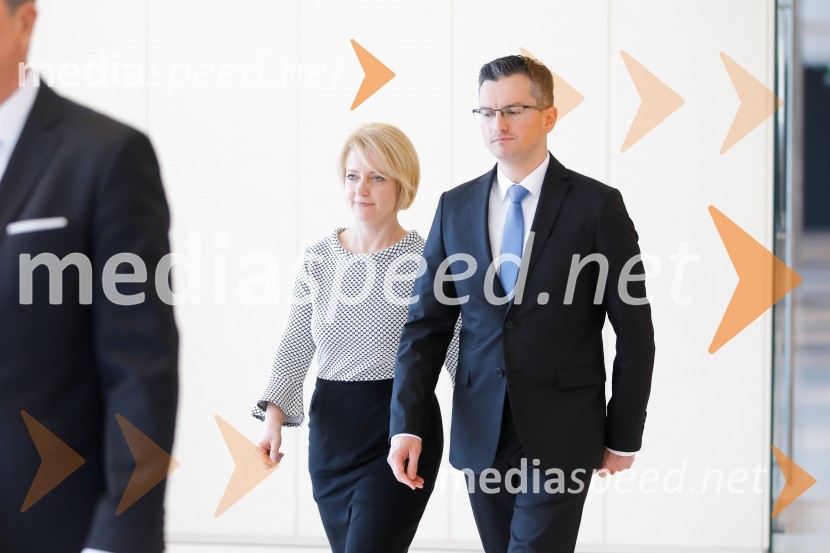  Barbara Iskra Šarec;  Marjan  Šarec, predsednik Vlade Republike SlovenijePahor in Šarec gostila diplomatski zbor