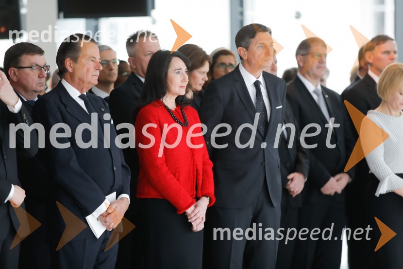  Mariano Hugo  von Windisch-Graetz, veleposlanik Suverenega malteškega viteškega reda v Republiki Sloveniji;  Tanja Pečar, odvetnica;  Borut Pahor, predsednik Republike SlovenijePahor in Šarec gostila diplomatski zbor