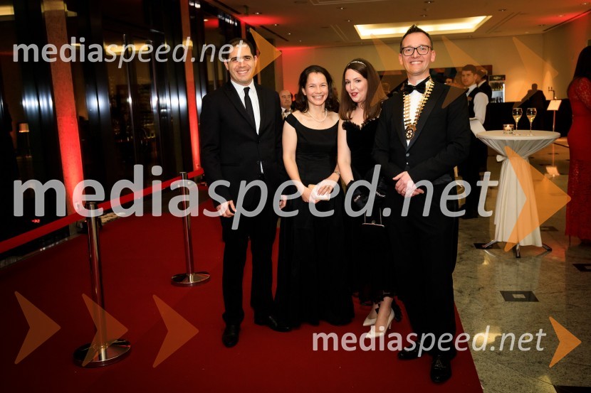  Mathieu Delor, RC Ljubljana;  Katarina Delor;  Neža Časl Škodič, IZS;  Edvard Škodič, Rotary klub Ljubljana30. veliki rotarijski ples