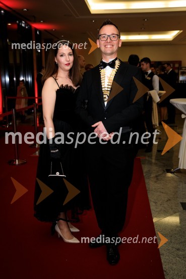  Neža Časl Škodič, IZS;  Edvard Škodič, predsednik Rotary klub Ljubljana 2018/201930. veliki rotarijski ples