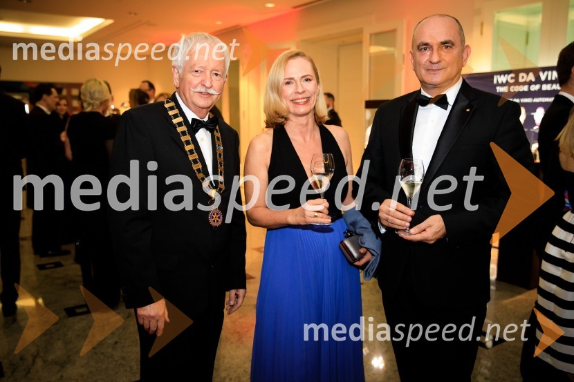  Janez Lipec,  guverner Rotary Slovenije in Makedonije;  ... ;  ... 30. veliki rotarijski ples