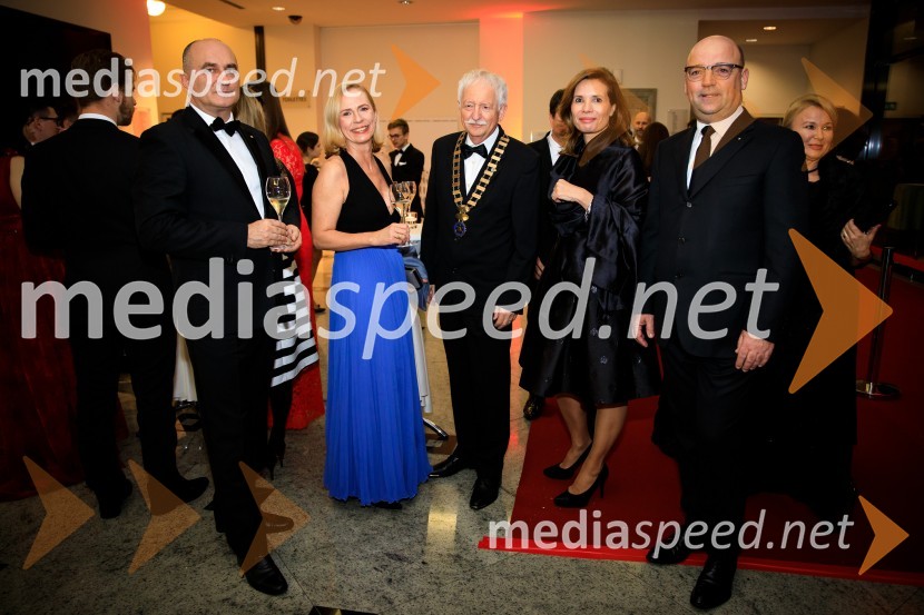  ... ;  ... ;  Janez Lipec,  guverner Rotary Slovenije in Makedonije;  ... ;  ... 30. veliki rotarijski ples