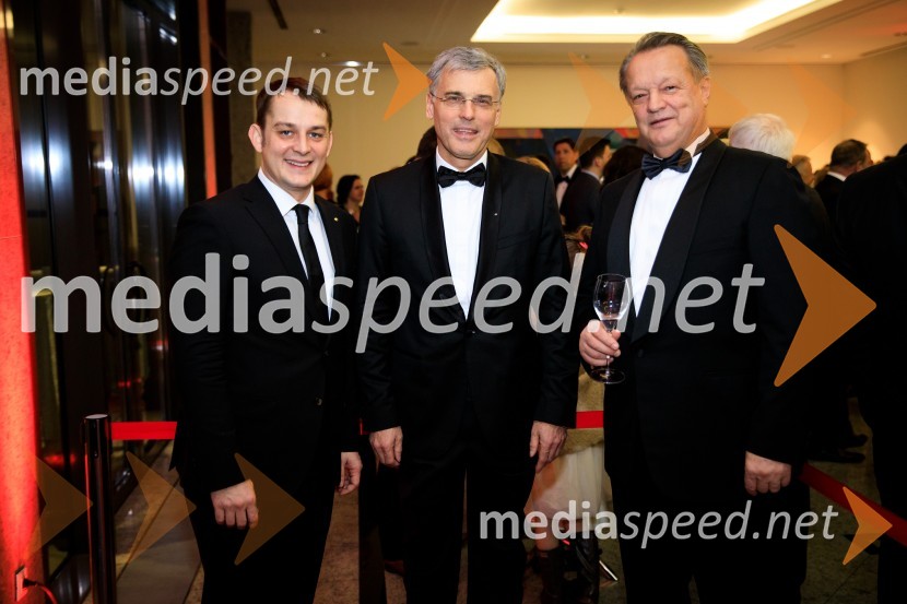  Filip  Remškar; mag. Črtomir Remec, direktor Stanovanjskega sklada RS in predsednik Inženirske zbornice Slovenije30. veliki rotarijski ples