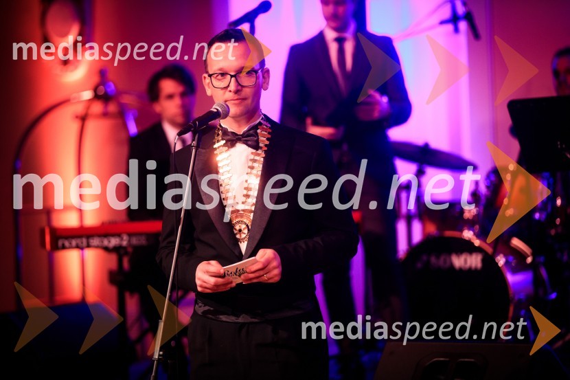  Edvard Škodič, predsednik Rotary klub Ljubljana 2018/201930. veliki rotarijski ples