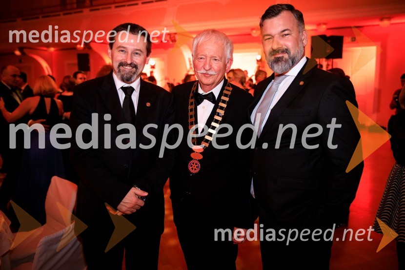  ... ;  Janez Lipec,  guverner Rotary Slovenije in Makedonije;  ... 30. veliki rotarijski ples