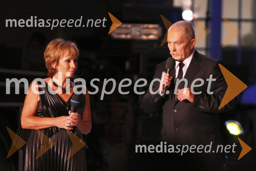 Olga Rems in Janko Šopar, televizijska voditeljaGala koncert ob jubileju RTV Slovenija