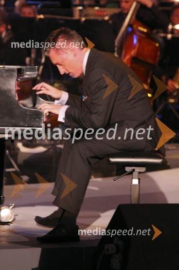 Peter Mihelič, pianistGala koncert ob jubileju RTV Slovenija