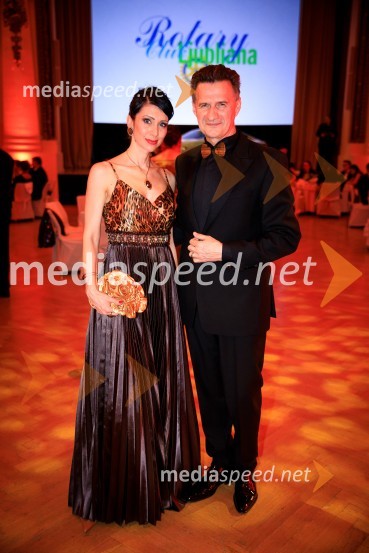 Dr. Jerca Legan Cvikl, antropologinja;  Milan Martin Cvikl,  član Sveta direktorjev Evropske banke za obnovo in razvoj (EBRD)30. veliki rotarijski ples