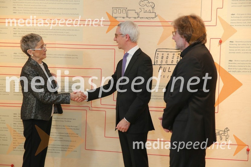  Marta Pihlar; dr. Jernej Pikalo, minister za izobraževanje, znanost in šport  RS;  Vinko Möderndorfer, pisatelj, pesnik, režiser, dramatikPrešernova nagrajenca sta Bjanka Adžić Ursulov in Filip Robar Dorin