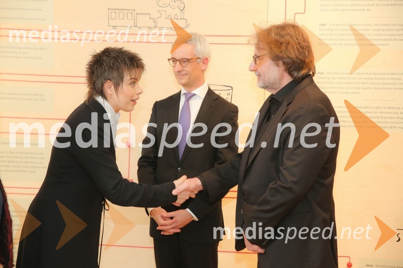  Martina Batič, dirigentka, prejemnica nagrade Prešernovega sklada 2019; dr. Jernej Pikalo, minister za izobraževanje, znanost in šport  RS;  Vinko Möderndorfer, pisatelj, pesnik, režiser, dramatikPrešernova nagrajenca sta Bjanka Adžić Ursulov in Filip Robar Dorin