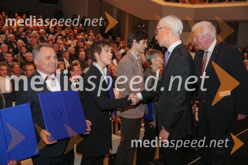  Tomaž Svete, skladatelj in dirigent, prejemnik nagrade Prešernovega sklada 2019;  Martina Batič, dirigentka, prejemnica nagrade Prešernovega sklada 2019;  Jure Jakob, pesnik, prejemnik nagrade Prešernovega sklada 2019; dr. Jernej Pikalo, minister za izobraževanje, znanost in šport  RS;  ... Prešernova nagrajenca sta Bjanka Adžić Ursulov in Filip Robar Dorin