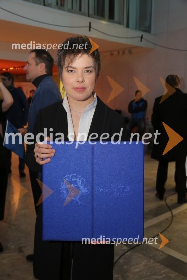 Martina Batič, dirigentka, prejemnica nagrade Prešernovega sklada 2019Prešernova nagrajenca sta Bjanka Adžić Ursulov in Filip Robar Dorin