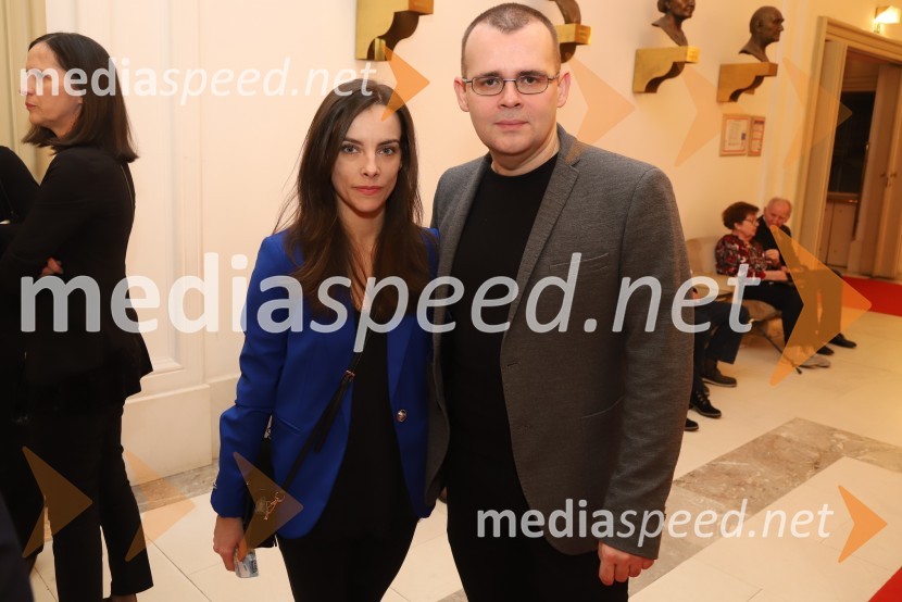  Catarina de Meneses, baletna solistka;  Alan Kavčič, predstavnik za odnose z javnostmi SNG MariborPopolni tujci, premiera predstave