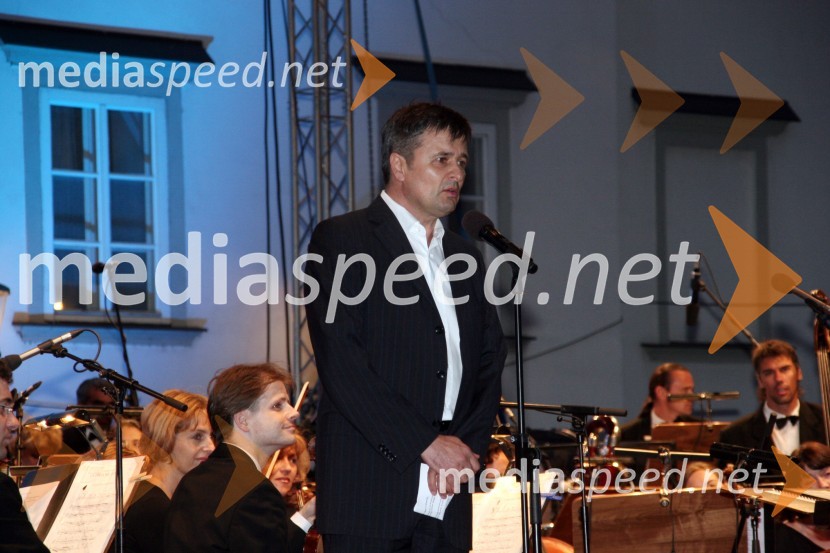 Janoš Kern, organizator koncerta in direktor Imago SloveniaeOtvoritveni koncert Poletja v Stari Ljubljani in Poletja Imago Sloveniae