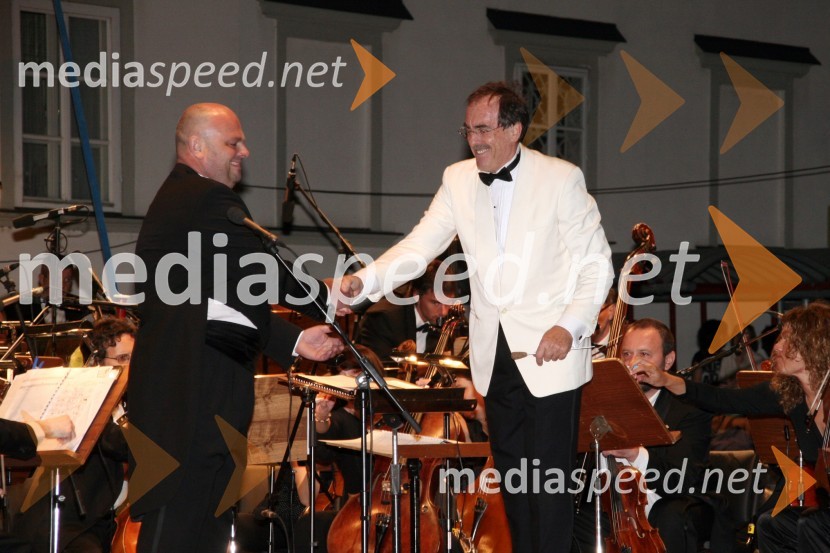 Jure Kušar, tenorist in Igor Švara, dirigentOtvoritveni koncert Poletja v Stari Ljubljani in Poletja Imago Sloveniae