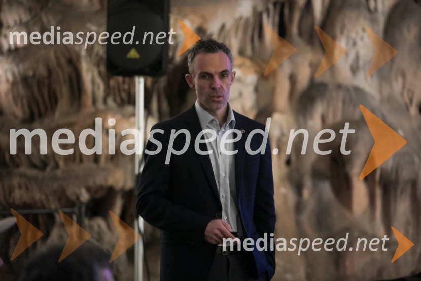  Primož Tiringar, direktor, Toyota SlovenijaToyota RAV4, slovenska predstavitev