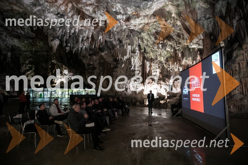 Toyota RAV4, slovenska predstavitevToyota RAV4, slovenska predstavitev