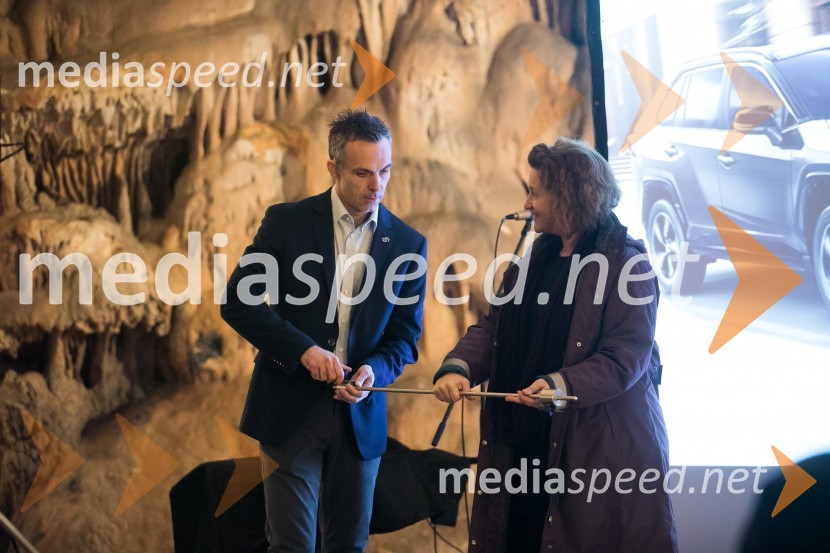  Primož Tiringar, direktor, Toyota Slovenija;  ... Toyota RAV4, slovenska predstavitev