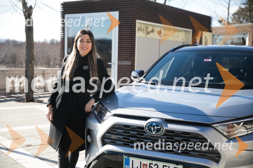 Toyota RAV4, slovenska predstavitev