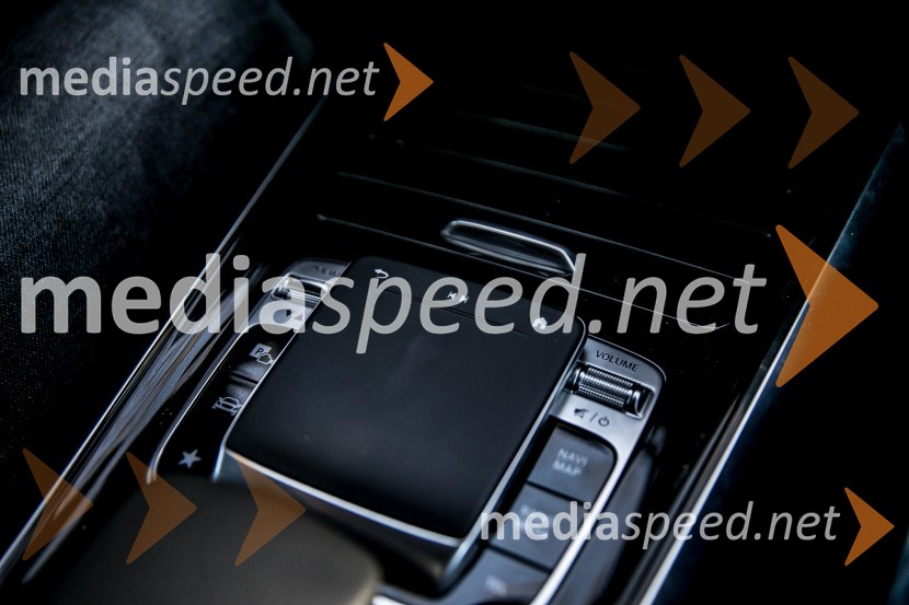 Mercedes-Benz BMercedes-Benz B, slovenska predstavitev