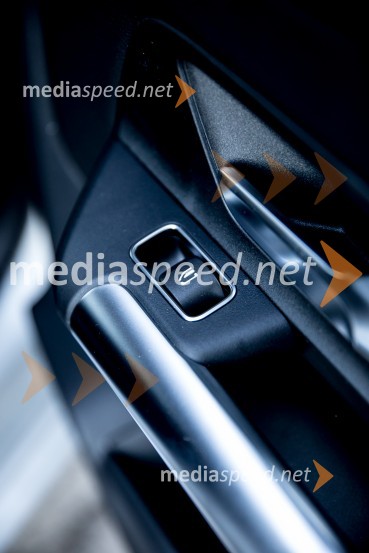 Mercedes-Benz BMercedes-Benz B, slovenska predstavitev