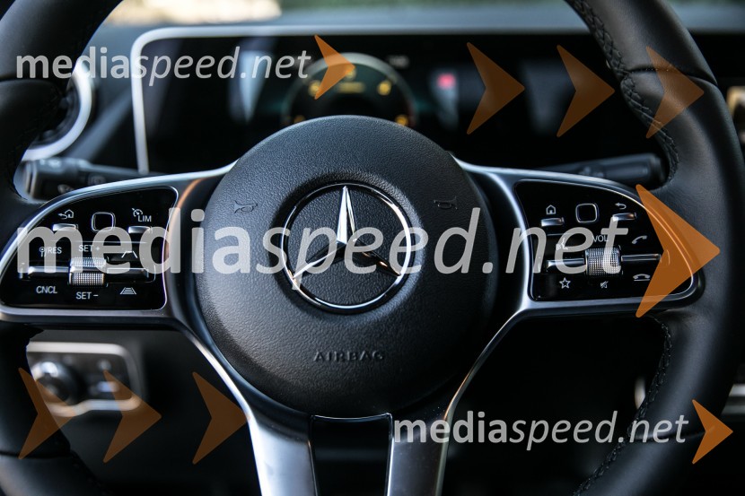 Mercedes-Benz BMercedes-Benz B, slovenska predstavitev