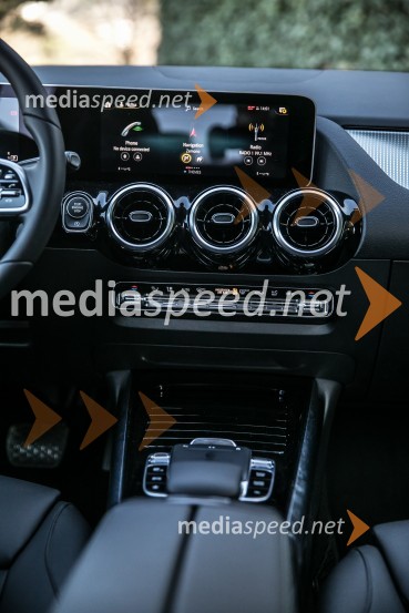 Mercedes-Benz BMercedes-Benz B, slovenska predstavitev