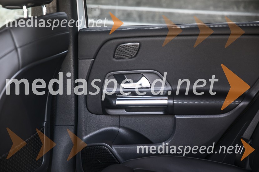 Mercedes-Benz BMercedes-Benz B, slovenska predstavitev