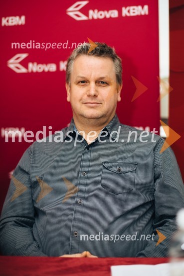  Tadej Hren, SI-CERT, izvajalec nacionalnega programa Varni na internetuNova KBM uspešno zaznala spletne prevare