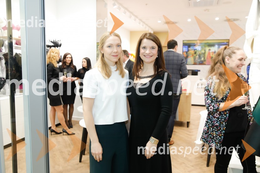  Maja Ratajc, art direktorica, Lisca;  Urška Čopar, vodja prodaje za Slovenijo, LiscaNova prodajalna Lisca v pritličju ljubljanskega Cityparka
