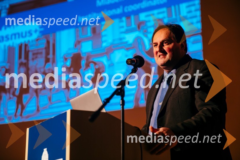  Mladen Kraljič, služba za mednarodno sodelovanje in programe mobilnosti, Univerza v MariboruUniverza v Mariboru se je predstavila Erasmus študentom iz tujine