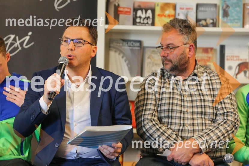  Roman Dobnikar, predsednik Atletske zveze Slovenije;  Vladimir Kevo, atletski trener in predsednik Strokovnega sveta Atletske zveze SlovenijePredstavitev atletske reprezentance