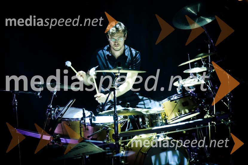 Boštjan Meglič, glasbenik, član skupine SiddhartaSiddharta, akustični koncert