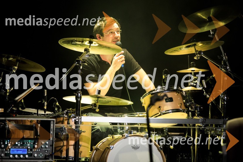  Boštjan Meglič, glasbenik, član skupine SiddhartaSiddharta, akustični koncert