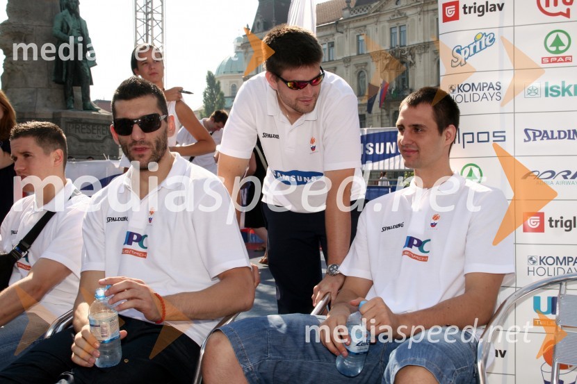 Dragiša Drobnjak, Uroš Slokar in Domen Lorbek, košarkarjiFinale državnega prvenstva v Samsung ulični košarki