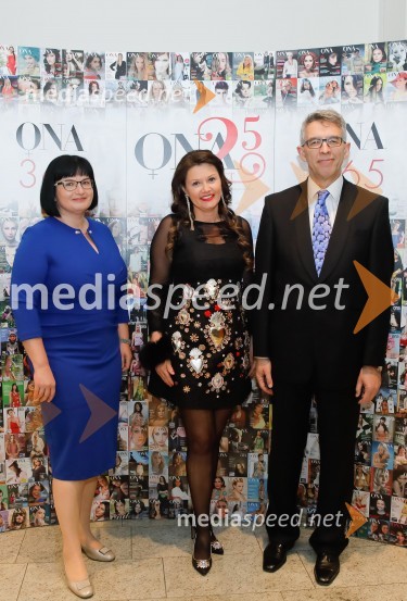  Nataša  Luša, direktorica družbe Delo d.o.o.; mag. Andreja  Jernejčič, direktorica podjetja Lin&Nil;  Andrej  Kren, glavni direktor družbe Delo d.o.o.Sara Ahlin Doljak prejela naziv Ona 365 2018