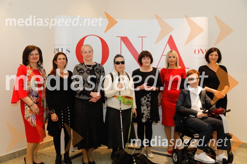  Željka Platzer Papič, učiteljica;  Bojana Pivk Križnar, učiteljica in humanitarka;  Saba Battelino, kirurginja;  Irena Mihelj, prva slepa prevajalka iz norveškega jezika v Sloveniji;  Jožica Ličen, ravnateljica Škofijske karitas Koper; dr. Nada Rotovnik Kozjek, strokovnjakinja za klinično prehrano; doc. dr. Sara Ahlin Doljak, odvetnica, predavateljica, nagrajenka Ona 365 2018;  Gabrijela Zaharijaš, raziskovalka vesoljaSara Ahlin Doljak prejela naziv Ona 365 2018