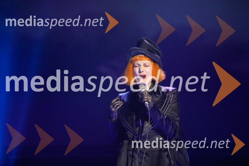  Josipa Lisac, pevkaSara Ahlin Doljak prejela naziv Ona 365 2018