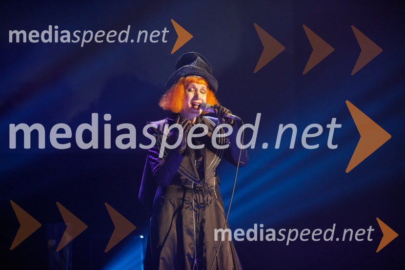  Josipa Lisac, pevkaSara Ahlin Doljak prejela naziv Ona 365 2018