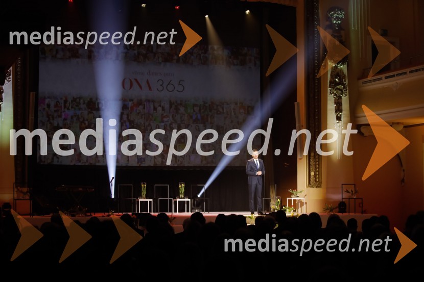  Marjan  Šarec, predsednik Vlade Republike SlovenijeSara Ahlin Doljak prejela naziv Ona 365 2018